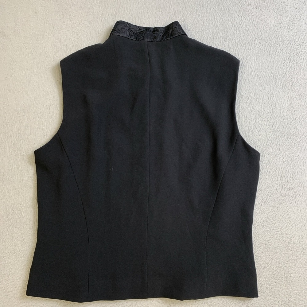 NYGARD Collection Vest Women's Size 10 Black Buttons Polyester RN 54365 - Picture 7 of 13